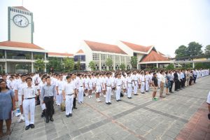 Read more about the article Why I Chose Not to Go to an Elite School (Personal)